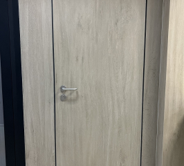 Люк-дверь без наличника под облицовку