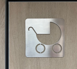 Люк-дверь без наличника под облицовку