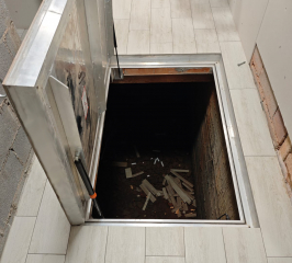 Уличный люк 